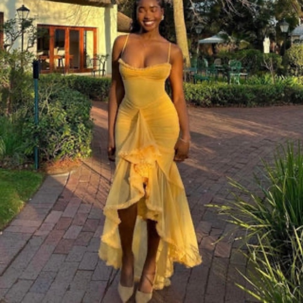 House of CB Gabbi Ruffle Mesh High-Low Cocktail Wedding Ruffled Dress Yellow XS - Picture 3 of 4